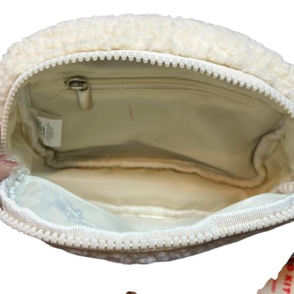 Hello kitty x dodgers - Picture 4 of 5